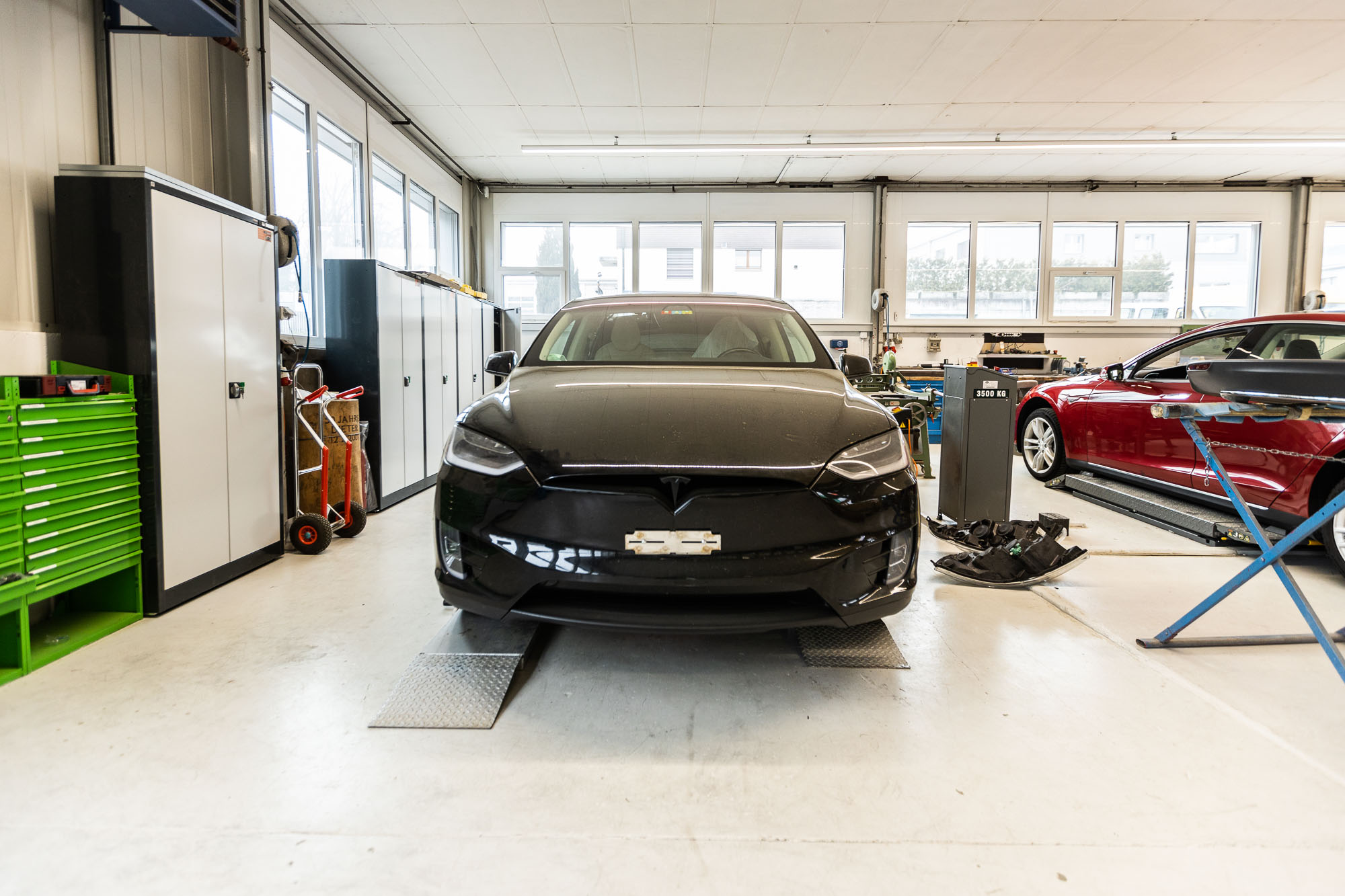Tesla Werkstatt Mã¼nchen